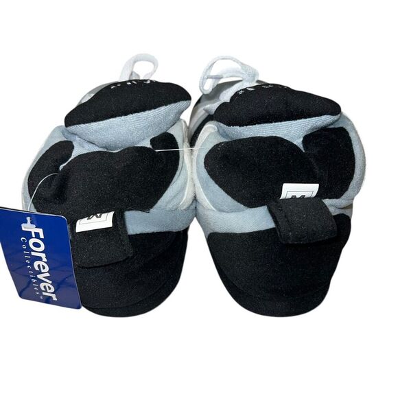 Comfy Feet Las Vegas Raiders Sneaker Slippers NWT Black Sliver Size Medium - Picture 4 of 9